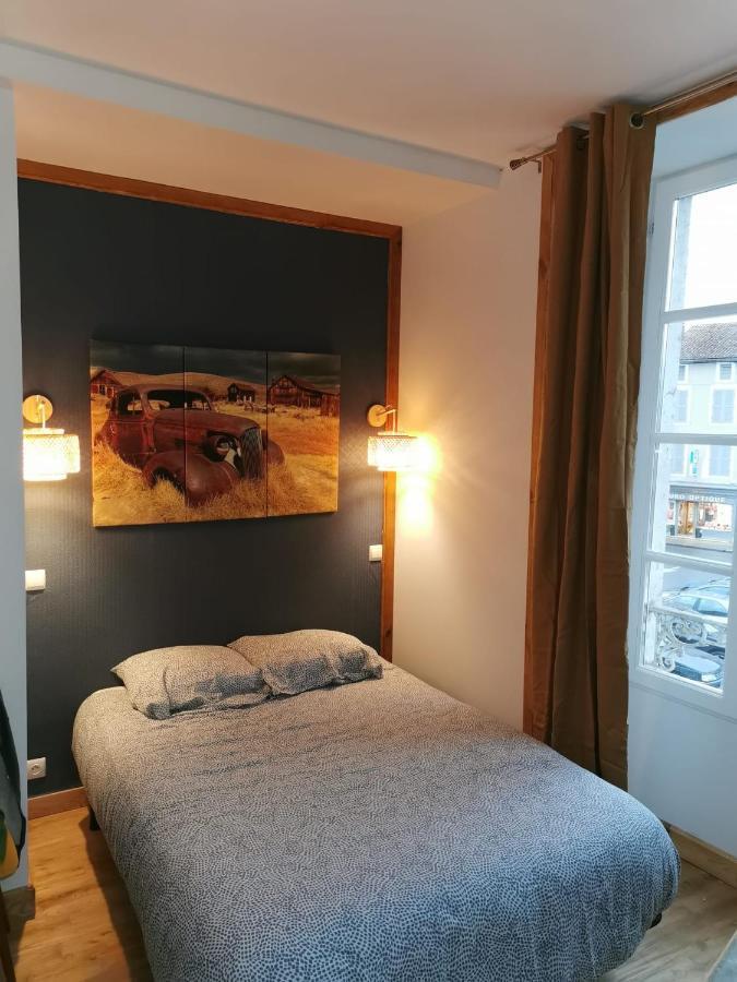 Centre Confolens Studios Renoves Εξωτερικό φωτογραφία